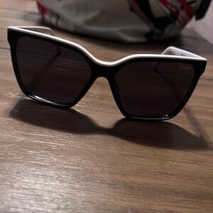 QUAY SUNGLASSES
